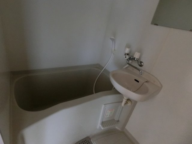 サンロードスIの浴室|日々の疲れを癒すお風呂付です