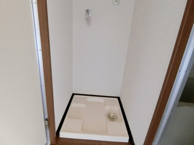 サンロードスIのその他|洗濯機置き場