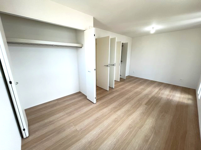 入間市下藤沢の洋室