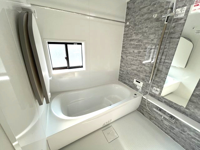 入間市下藤沢の浴室|落ち着いた空間のお風呂です