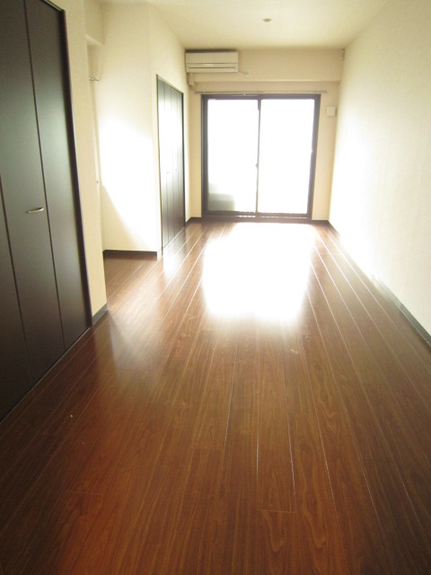 雅長岡京の洋室