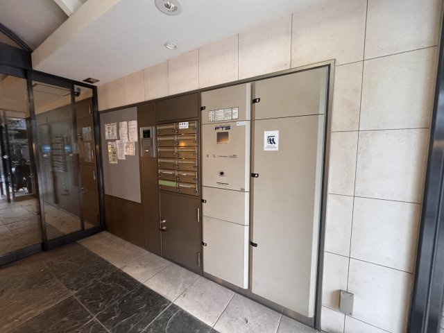 雅長岡京のその他共用部分|宅配BOX有り