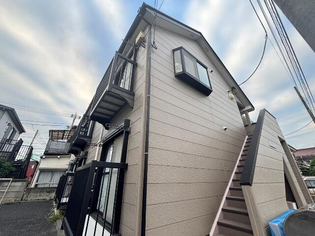 調布市菊野台2丁目のアパートの画像