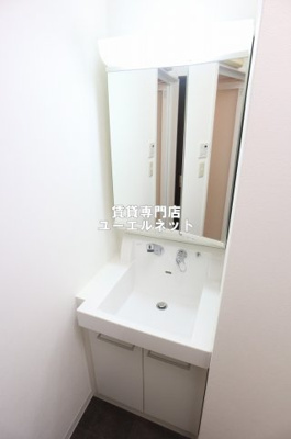 【独立洗面台】 | アンフィニⅧ | 清潔感ある独立洗面台で毎日気持ちよく♪