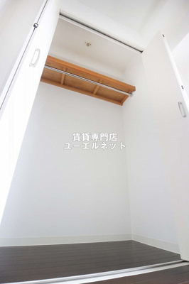 【設備】 | アンフィニⅧ | クローゼット付きでお部屋もスッキリ♪