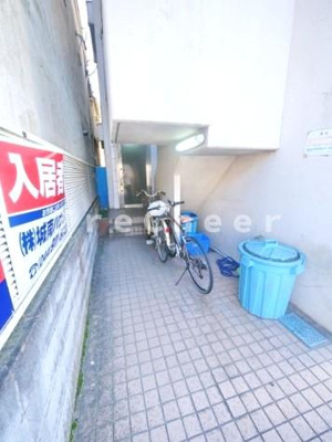 【エントランス】 | ルシアン多摩