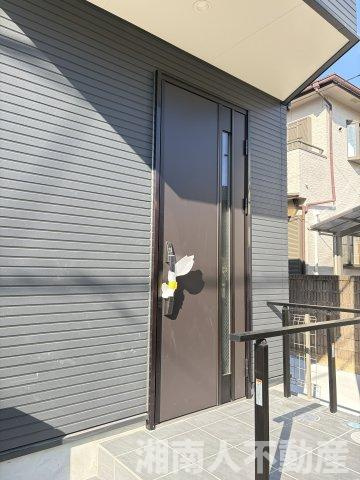 藤沢市辻堂元町５丁目３２４６新築戸建ての玄関|玄関です
