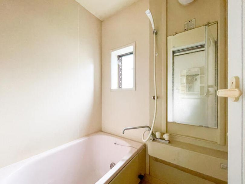 北茨城市大津町　中古戸建の浴室