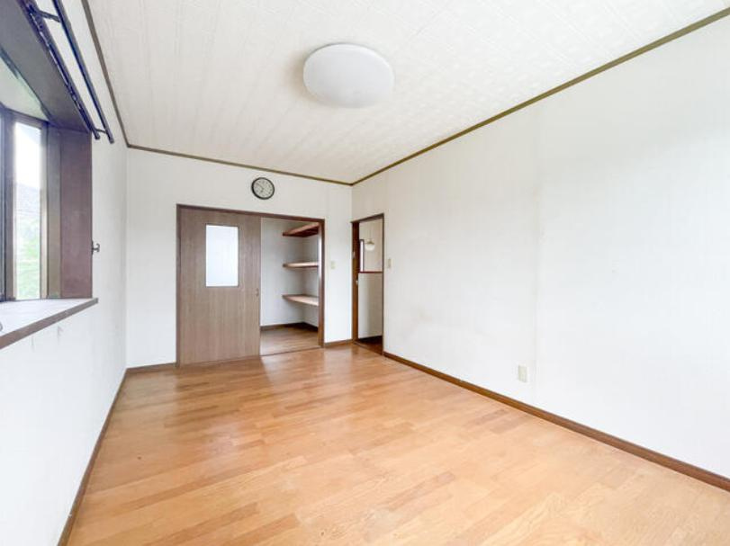 北茨城市大津町　中古戸建の洋室