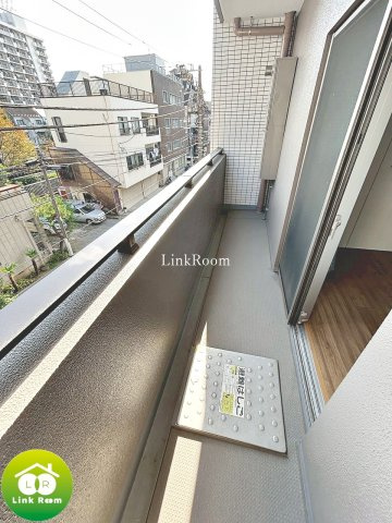 イニシア門前仲町のバルコニー