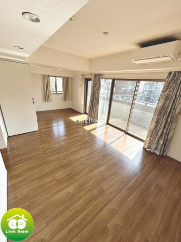 イニシア門前仲町の居間・リビング