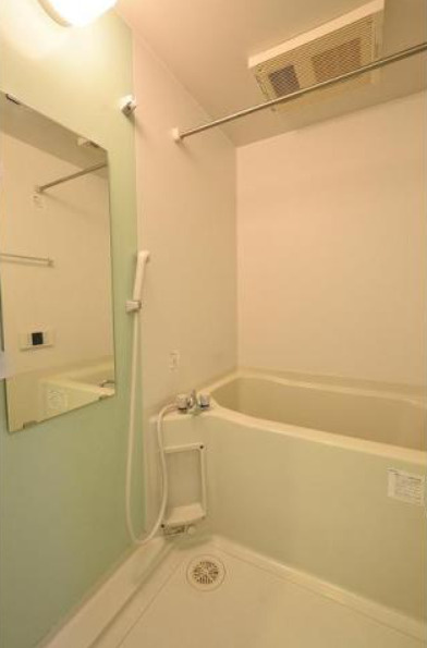 世田谷区北烏山３丁目のアパートの浴室
