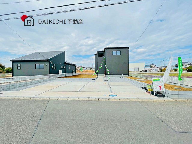 【前面道路含む現地写真】 | 久喜佐間　LiveleGarden.S　新築戸建　全2棟　1号棟