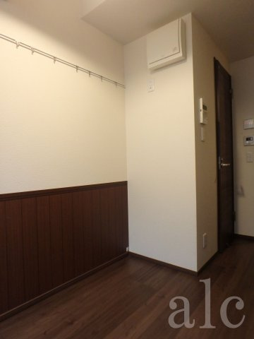 ロイヤルハウスの居間・リビング