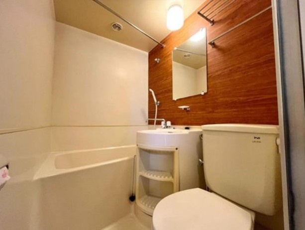 【浴室】 | サンコート池袋 | 一日の疲れが癒される優雅な時間を堪能できるゆとりあるバスルームです。