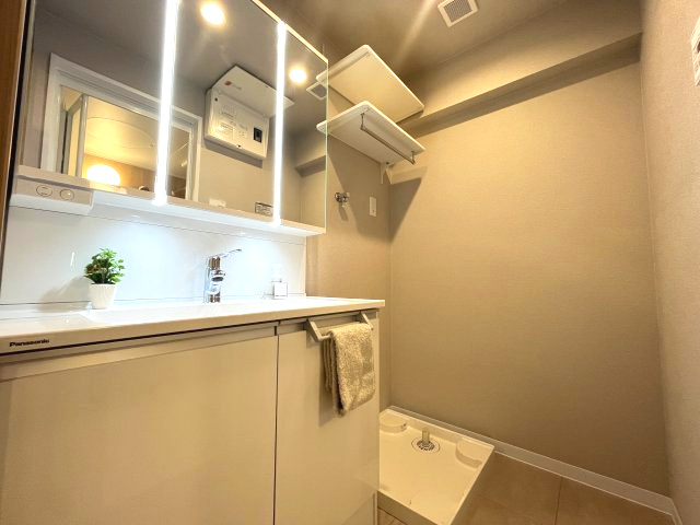 ライオンズマンション西所沢の独立洗面台|独立洗面台あり、毎朝おしゃれに忙しい女性の方におすすめです