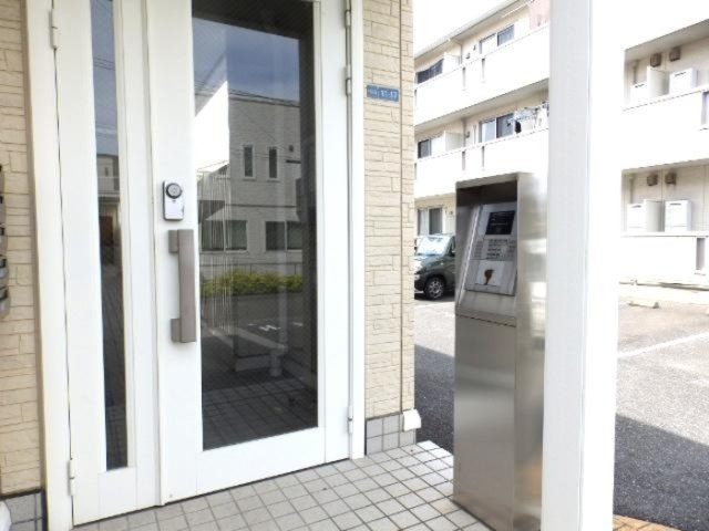 セジュール ﾓﾅﾘｴのエントランス|エントランス（オートロック付）