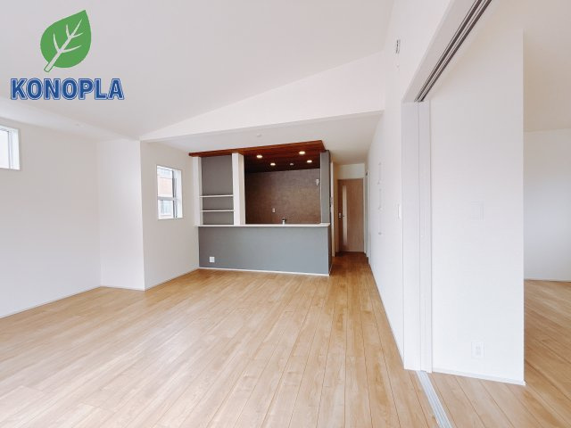 【新築戸建】前橋市下新田町の居間・リビング|■リビング｜毎日の家族とのご飯も大切に、充実できるようオシャレなダイニングキッチンをご用意しました♪より家族との絆も深まります＾＾