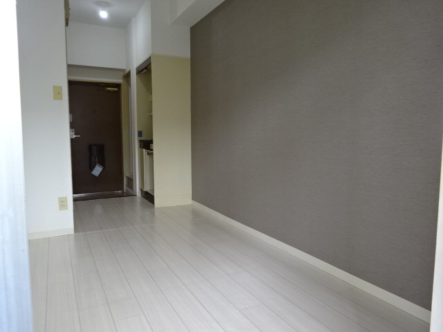 レジデンス清水ヶ丘の居間・リビング