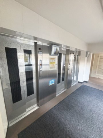 落合パークファミリアのその他|エレベーター