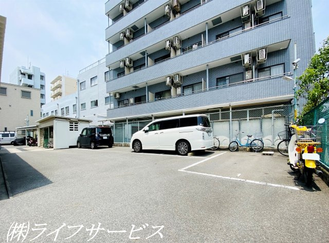 【駐車場】 | シャルム野中南公園 | 駐車場