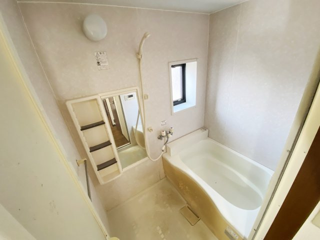 ルミエール（松本）の浴室