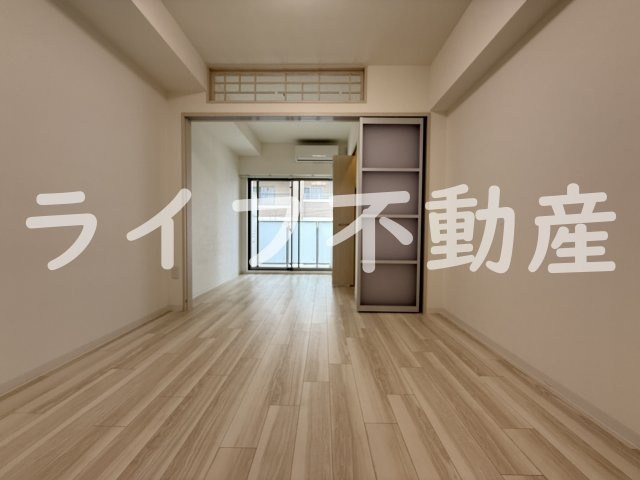 JPレジデンス大阪城東Ⅳの洋室|落ち着いた色調の洋室です