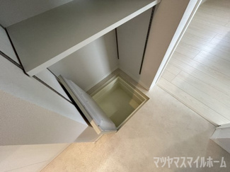 【収納】 | COLORS