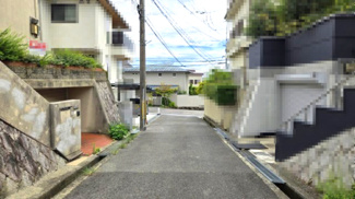 【前面道路含む現地写真】 | 茨木市南春日丘3丁目　建築条件無し売土地 | 前面道路幅員：約4.0m