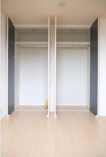 中野区野方１丁目の賃貸マンションの収納