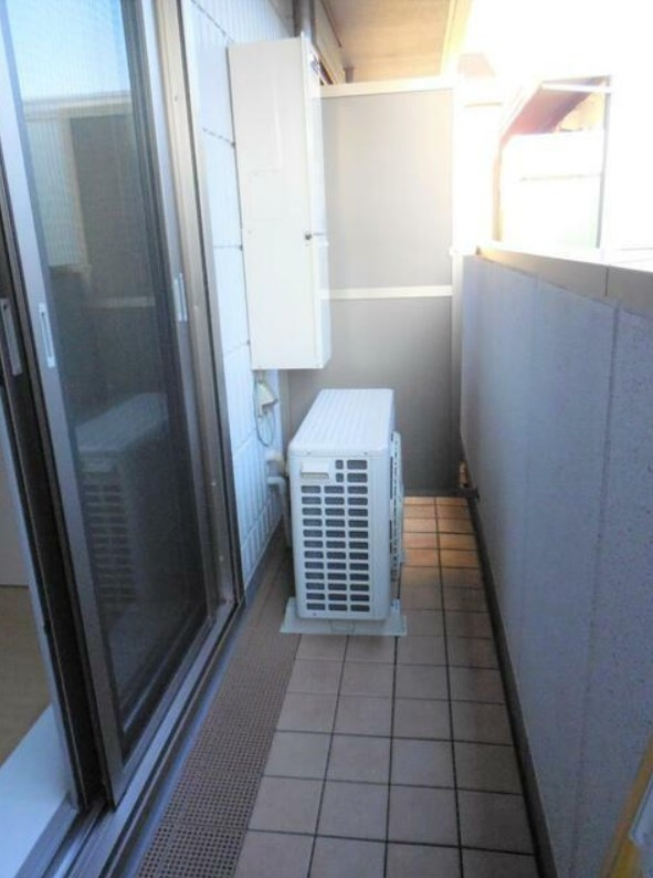 中野区野方１丁目の賃貸マンションのバルコニー