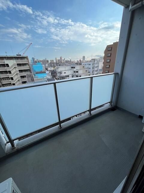 レジディア中落合Ｂ棟のバルコニー