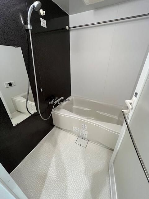 レジディア中落合Ｂ棟の浴室