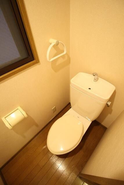 クレール西尾久のトイレ