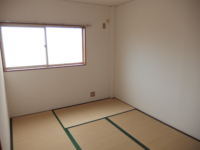 アーバン東蔵前の和室