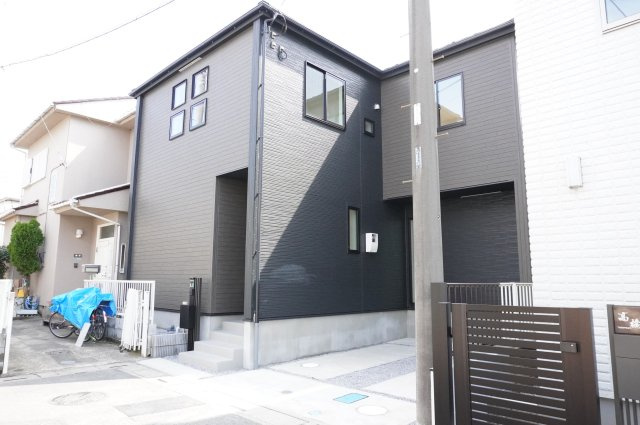 草加市花栗2丁目 新築分譲住宅