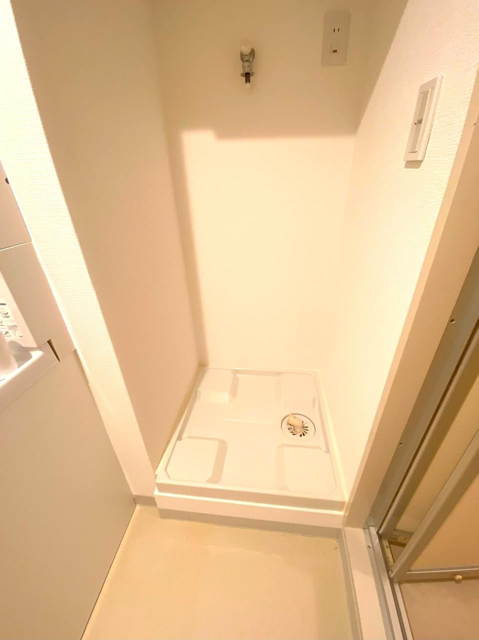 中銀ライフケア熱海伊豆山16号館のランドリースペース