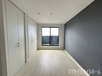 【寝室】 | COLORS