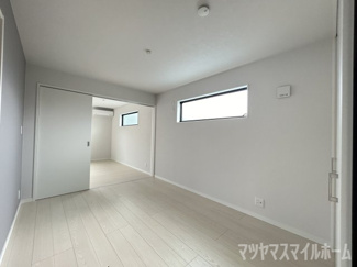 【寝室】 | COLORS