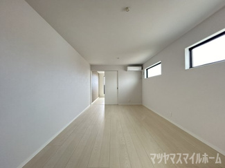 【居間・リビング】 | COLORS