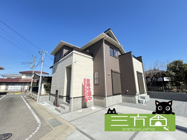 新築　高崎市下小塙町　Blooming　Garden　１号棟の外観|現地写真　2026年2月完成しました！ご内覧等、お気軽にお問合せください♪　							
　							
