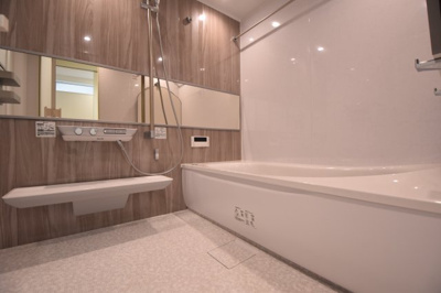 【浴室】 | 南台４丁目～「笹塚」駅徒歩圏内・LDK２１.１帖の広々空間～