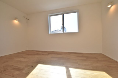 【洋室】 | 南台４丁目～「笹塚」駅徒歩圏内・LDK２１.１帖の広々空間～