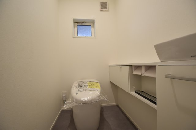 【トイレ】 | 南台４丁目～「笹塚」駅徒歩圏内・LDK２１.１帖の広々空間～