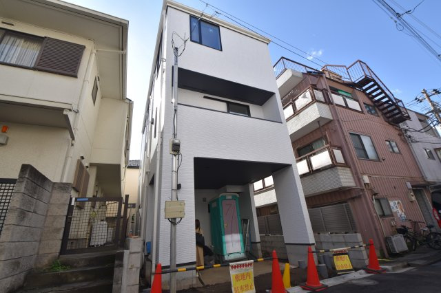 【外観】 | 南台４丁目～「笹塚」駅徒歩圏内・LDK２１.１帖の広々空間～