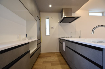 【外観】 | 南台４丁目～「笹塚」駅徒歩圏内・LDK２１.１帖の広々空間～