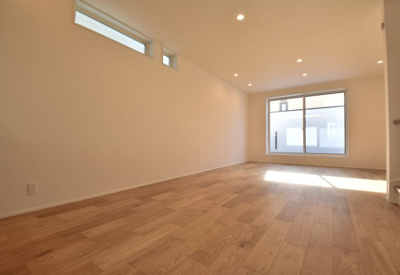 【居間・リビング】 | 南台４丁目～「笹塚」駅徒歩圏内・LDK２１.１帖の広々空間～