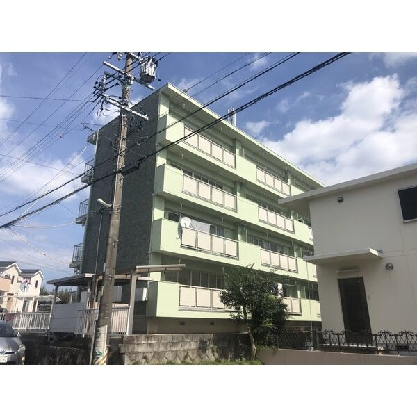 浅井マンション（井田町）の外観