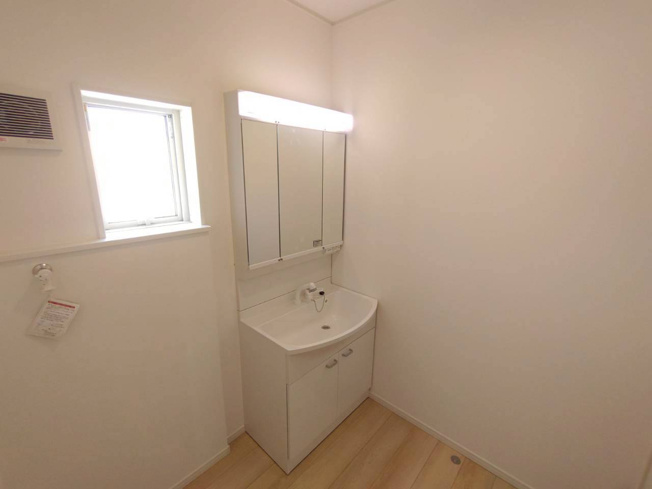 【独立洗面台】