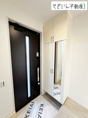 【玄関】 | Zut PLUS＋比企郡嵐山町15期(嵐山町大字川島)　新築住宅 | ≪1号棟≫
現地(2025年12月撮影)